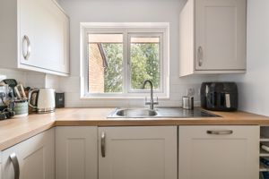 Kitchen- click for photo gallery